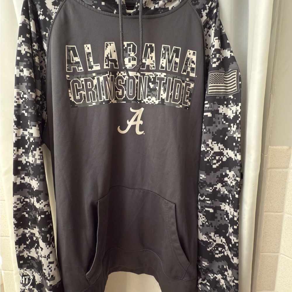 Alabama Crimson Tide Hoodie!-Colosseum Black and Gray Camouflage